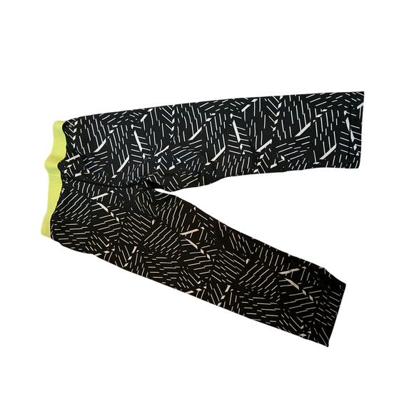 EUC Nike black white striped capris w yellow waist activewear gym workout sz S - Picture 3 of 5